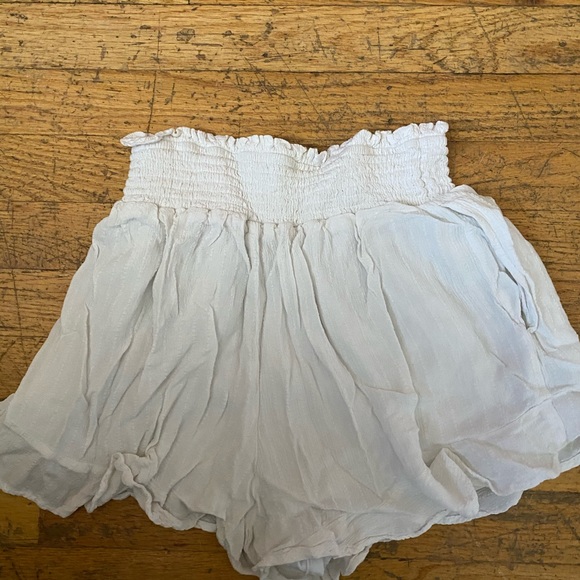 AE Soft Shorts - Picture 4 of 4